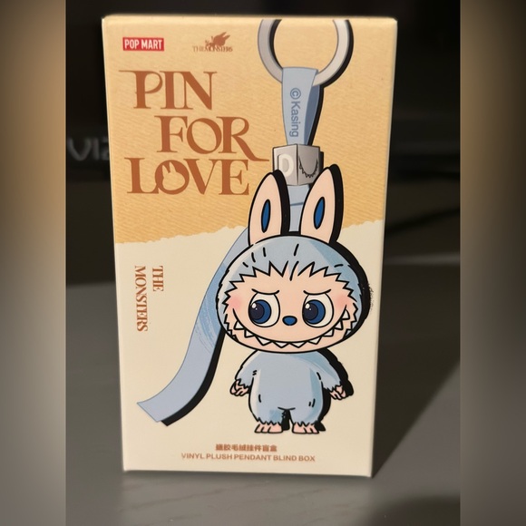 Letter G UNOPENED THE MONSTERS Pin for Love Plush Pendant Blind Box - Picture 1 of 4